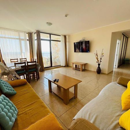 Dolce Vita Sea View Apartment Sveti Vlas Ngoại thất bức ảnh